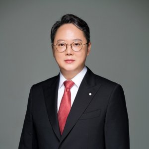 Yong Joo Kang